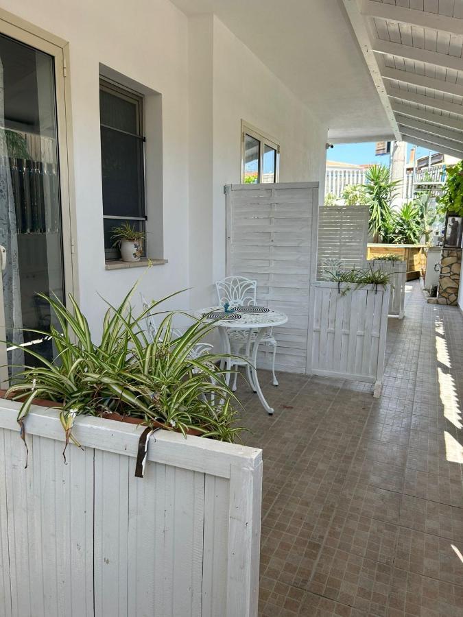 אבולה Room On The Beach מראה חיצוני תמונה